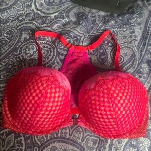 Victoria Secrets very sexy push-up bra 36DD